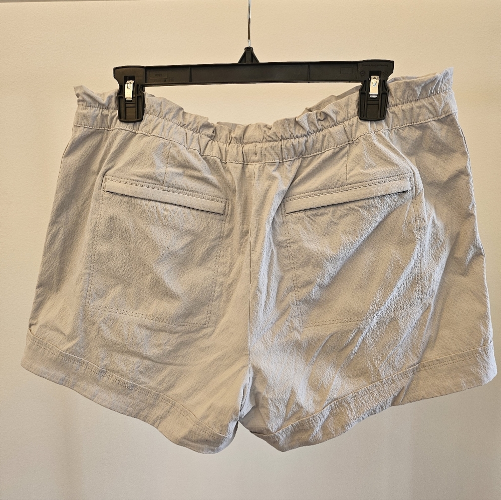 Athleta Light Tan Drawstring Cascade Shorts 12 - Picture 5 of 5